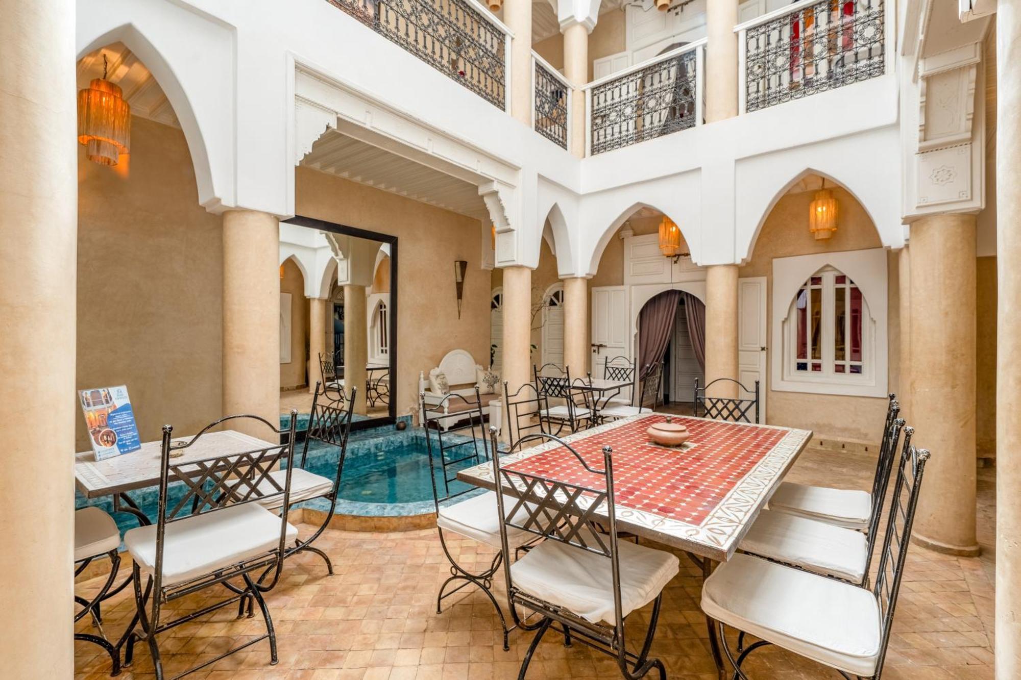 Riad Awinati Location Privatisee ,Piscine Chauffee , Beau Rooftop Marrakesh Eksteriør billede