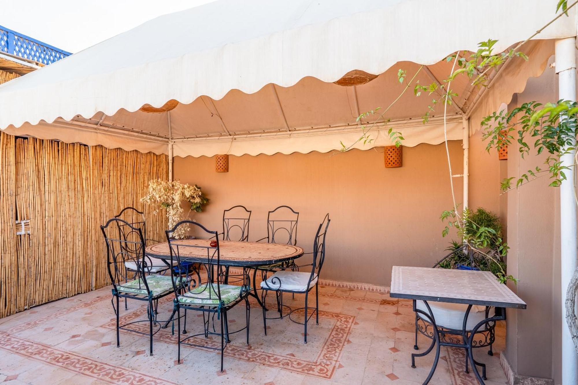 Riad Awinati Location Privatisee ,Piscine Chauffee , Beau Rooftop Marrakesh Eksteriør billede