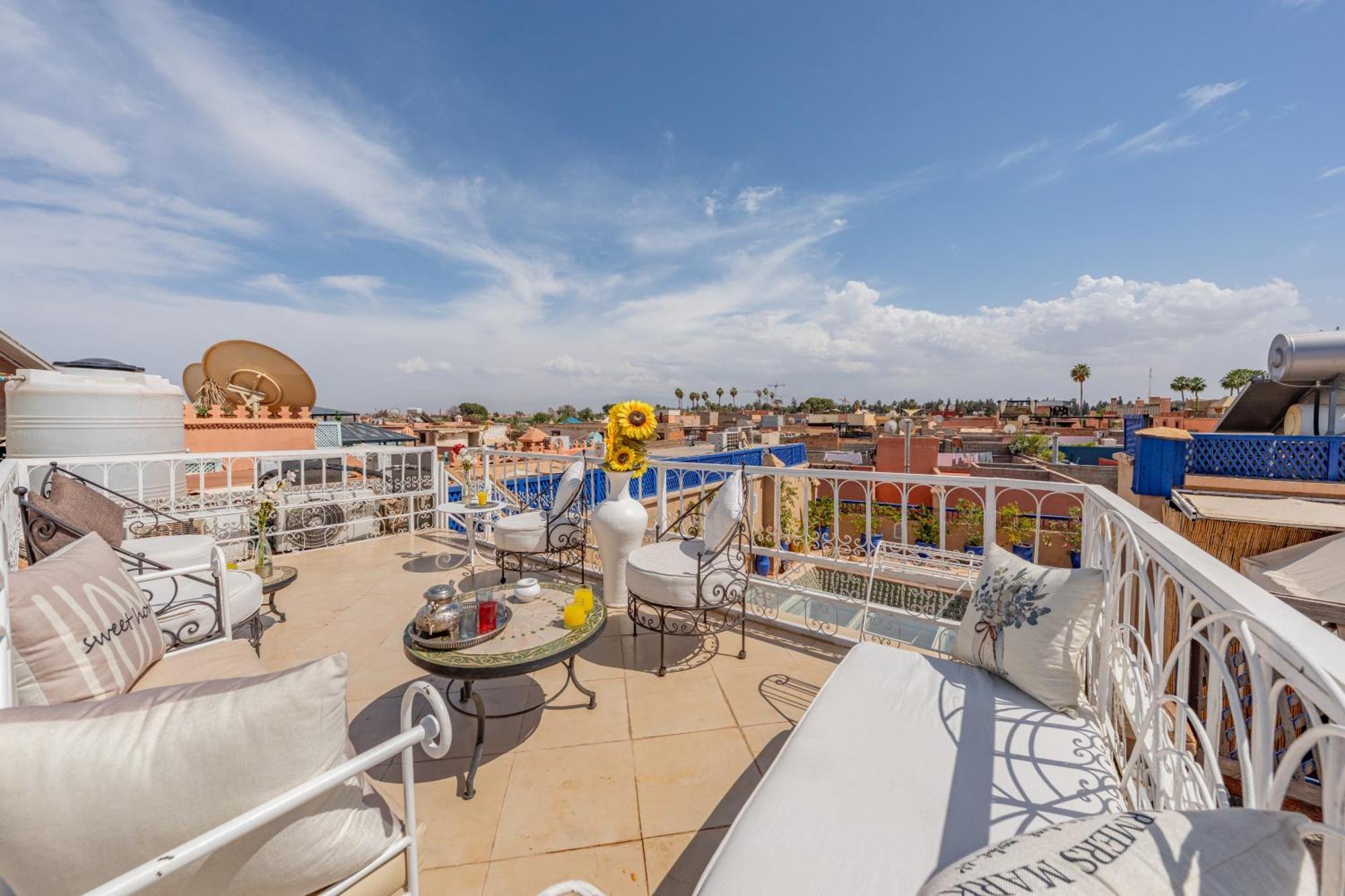 Riad Awinati Location Privatisee ,Piscine Chauffee , Beau Rooftop Marrakesh Eksteriør billede