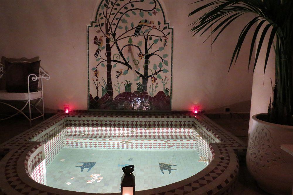 Riad Awinati Location Privatisee ,Piscine Chauffee , Beau Rooftop Marrakesh Eksteriør billede